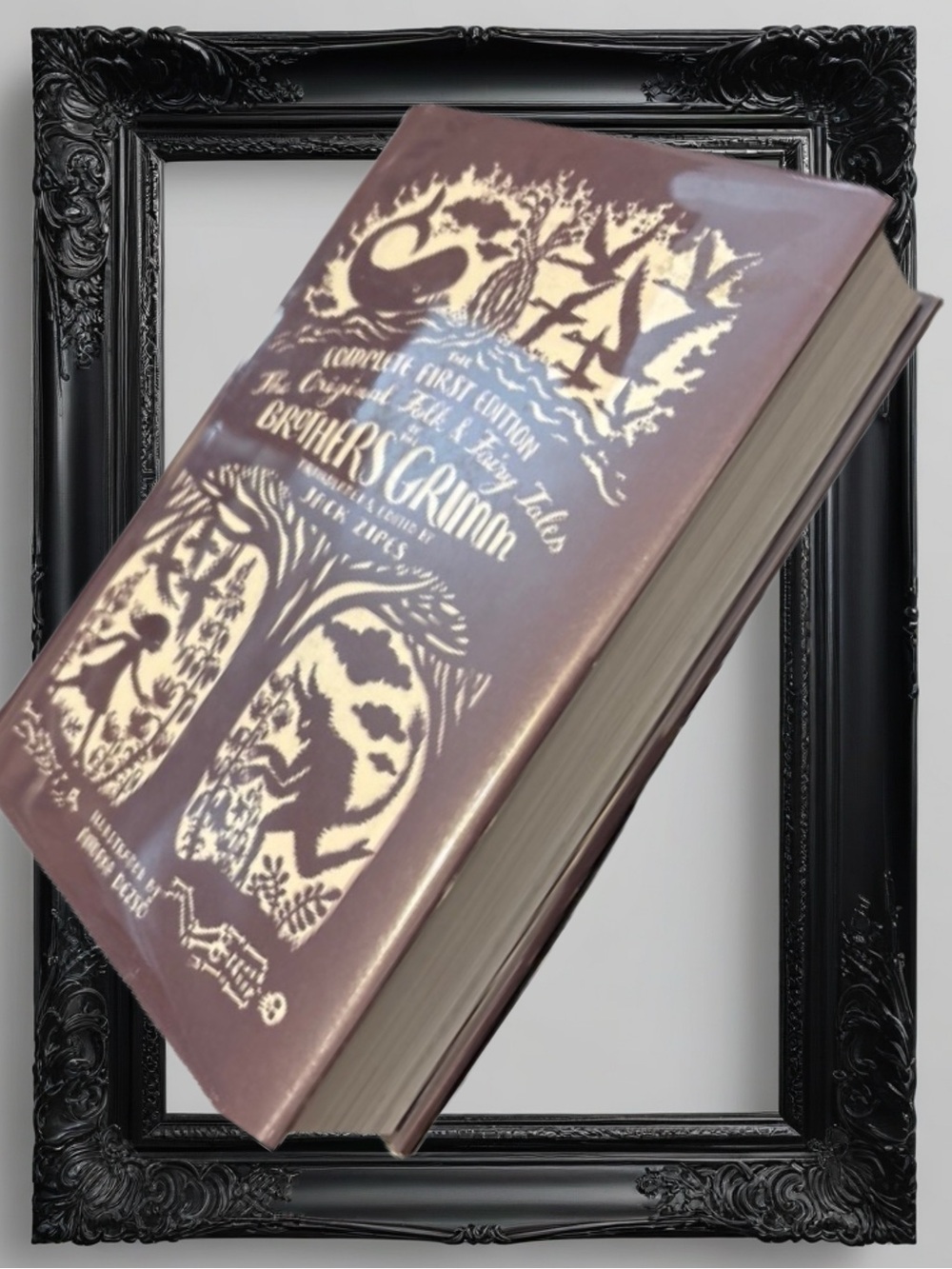 The Complete First Edition of Brothers Grimm Folk & Fairy Tales (2014) - Picture 5 of 10